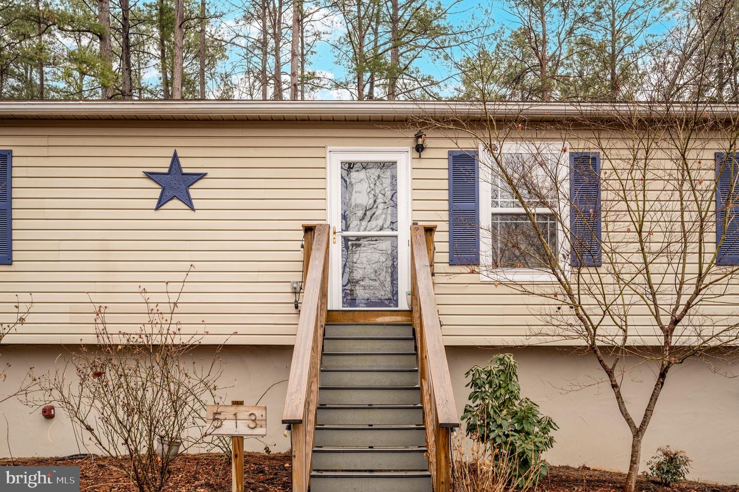 513 LAKEVIEW PKWY, LOCUST GROVE, Virginia 22508, 4 Bedrooms Bedrooms, ,3 BathroomsBathrooms,Residential,For sale,513 LAKEVIEW PKWY,VAOR2013424 MLS # VAOR2013424