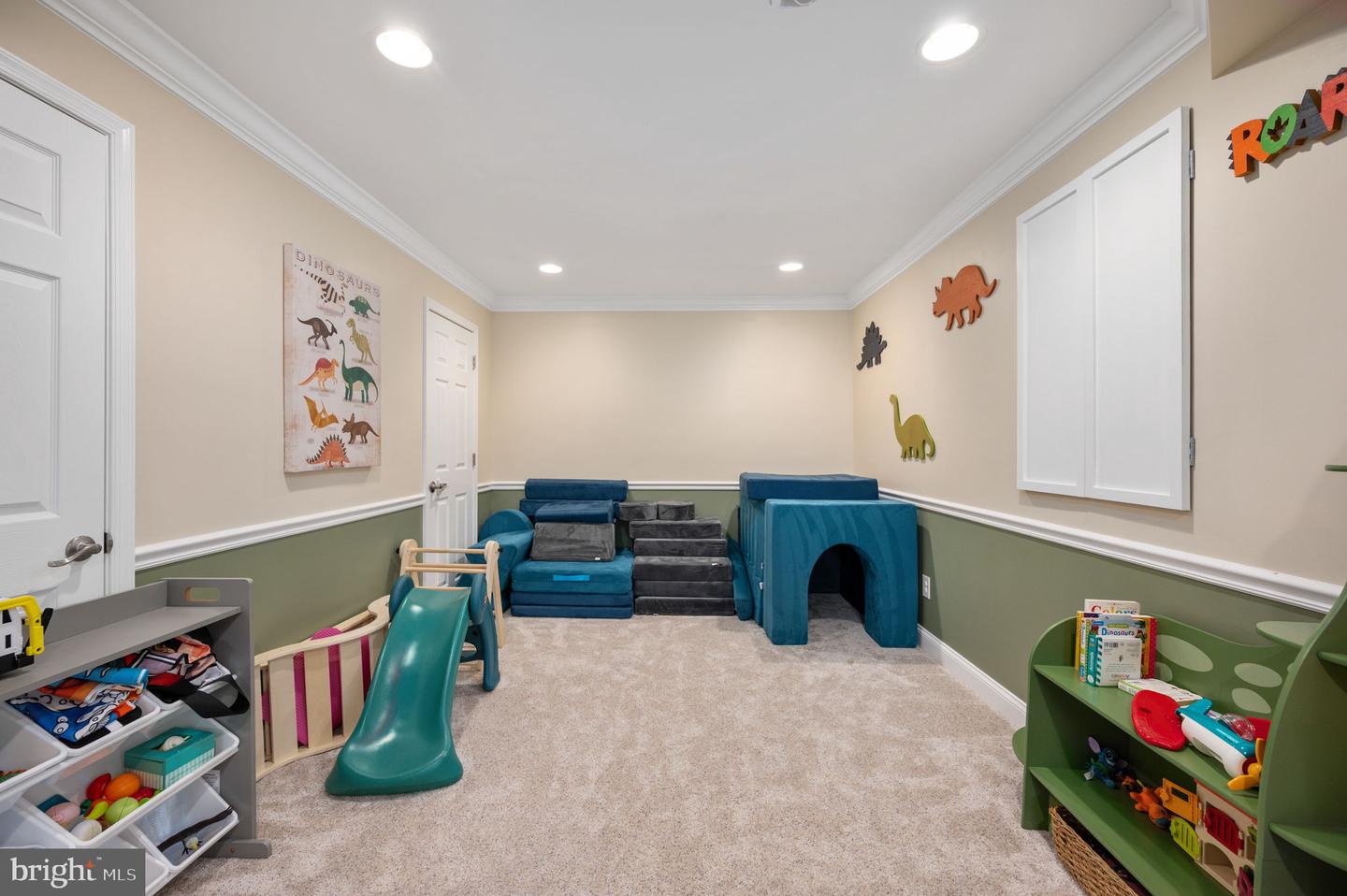 513 LAKEVIEW PKWY, LOCUST GROVE, Virginia 22508, 4 Bedrooms Bedrooms, ,3 BathroomsBathrooms,Residential,For sale,513 LAKEVIEW PKWY,VAOR2013424 MLS # VAOR2013424