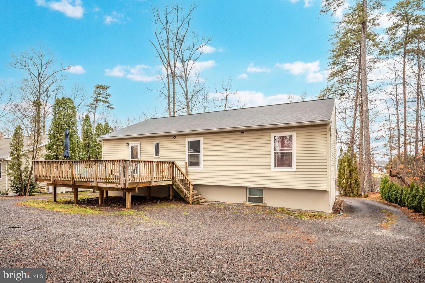 513 LAKEVIEW PKWY, LOCUST GROVE, Virginia 22508, 4 Bedrooms Bedrooms, ,3 BathroomsBathrooms,Residential,For sale,513 LAKEVIEW PKWY,VAOR2013424 MLS # VAOR2013424