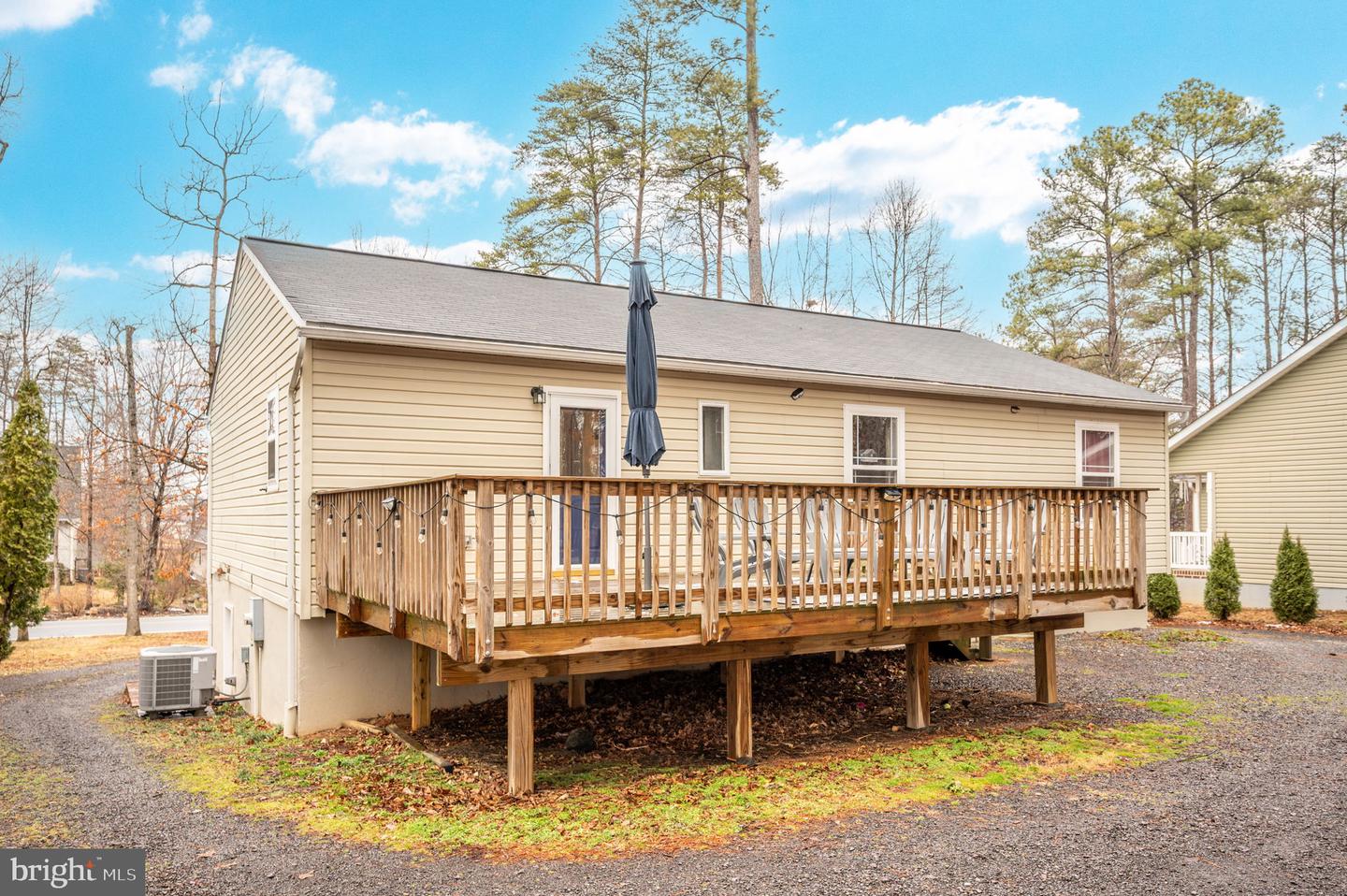 513 LAKEVIEW PKWY, LOCUST GROVE, Virginia 22508, 4 Bedrooms Bedrooms, ,3 BathroomsBathrooms,Residential,For sale,513 LAKEVIEW PKWY,VAOR2013424 MLS # VAOR2013424