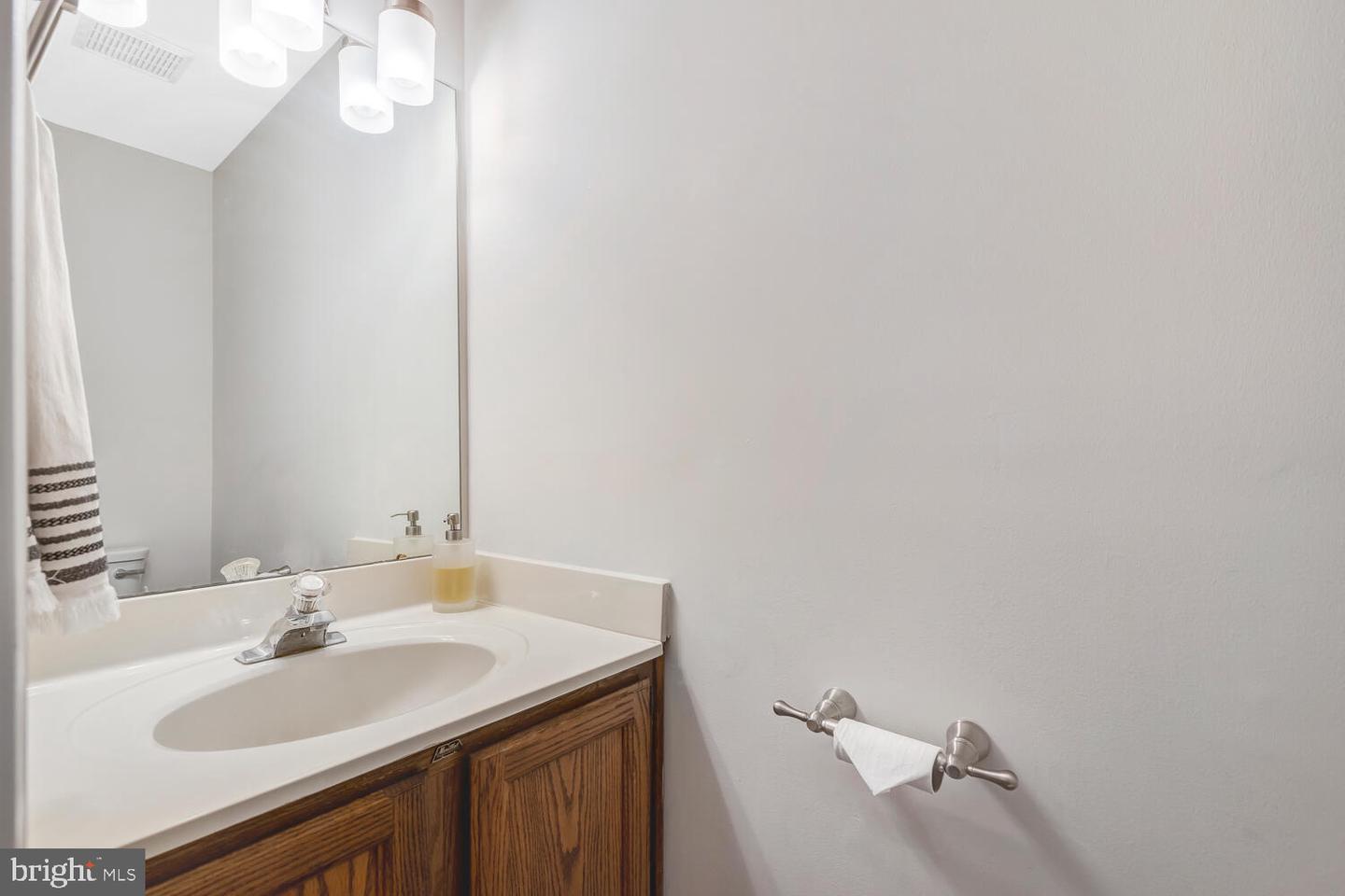 46550 BROADSPEAR TER, STERLING, Virginia 20165, 4 Bedrooms Bedrooms, ,3 BathroomsBathrooms,Residential,For sale,46550 BROADSPEAR TER,VALO2116802 MLS # VALO2116802