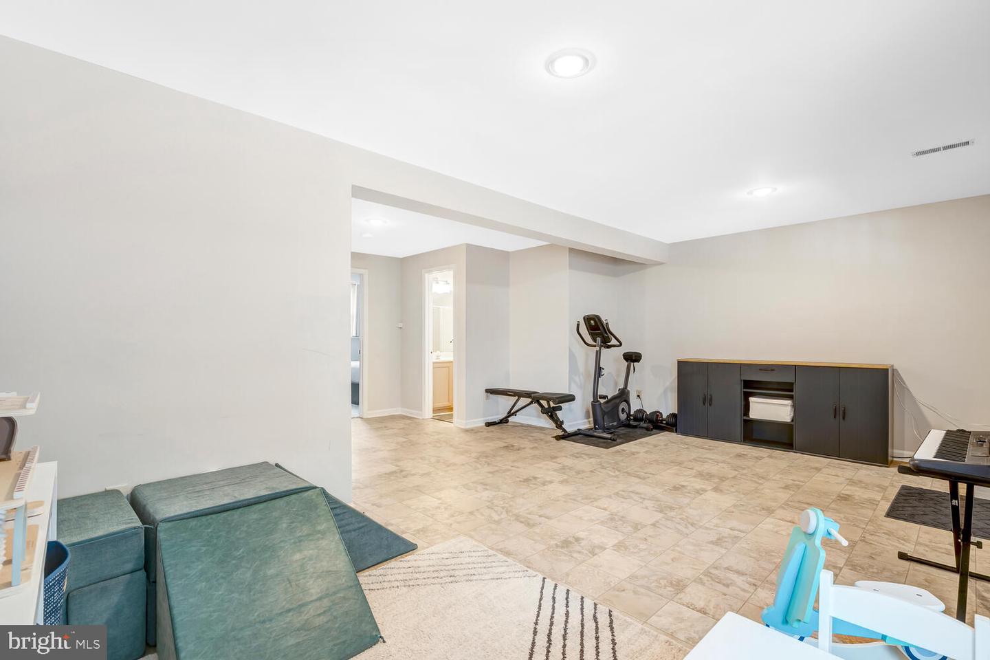 46550 BROADSPEAR TER, STERLING, Virginia 20165, 4 Bedrooms Bedrooms, ,3 BathroomsBathrooms,Residential,For sale,46550 BROADSPEAR TER,VALO2116802 MLS # VALO2116802