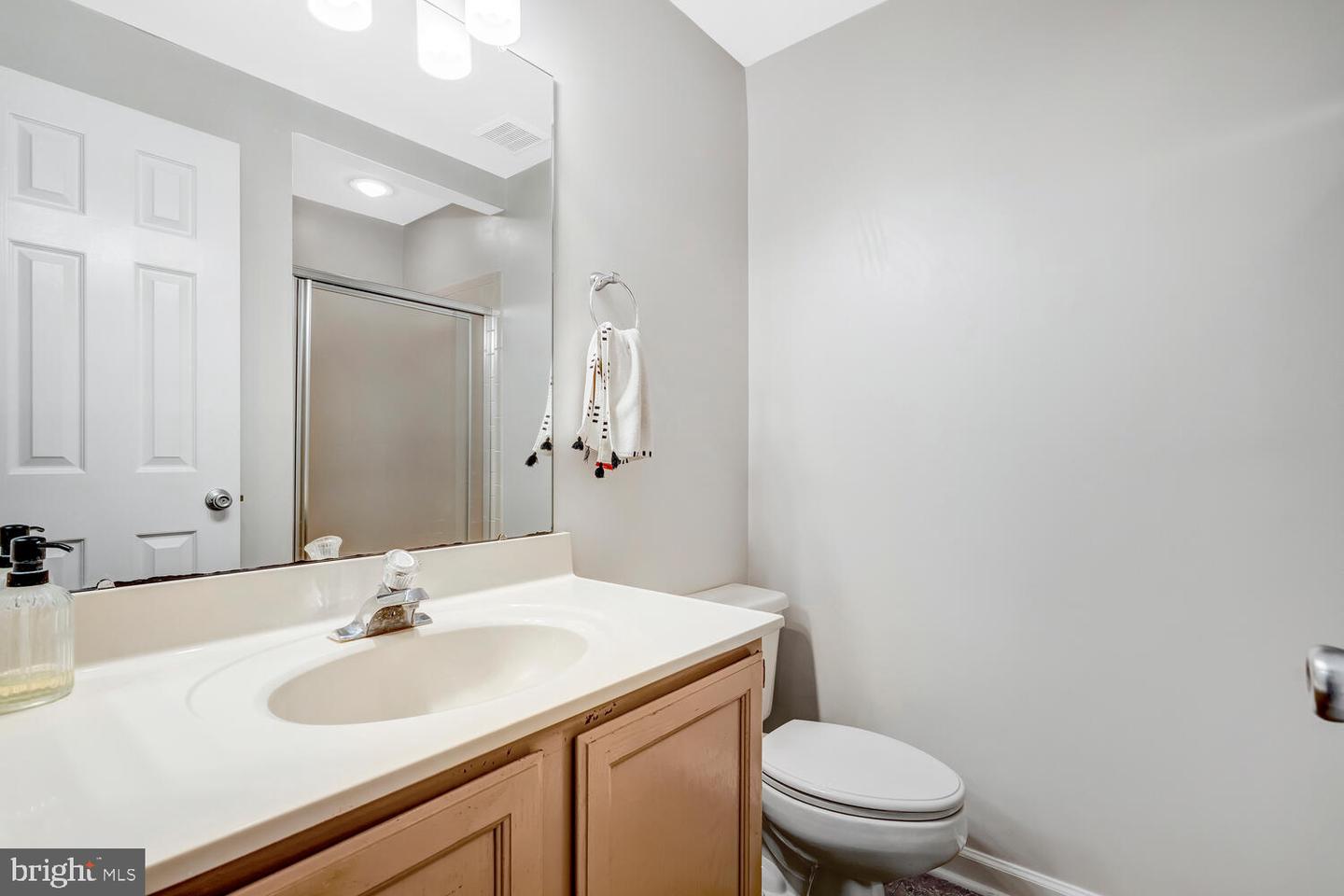 46550 BROADSPEAR TER, STERLING, Virginia 20165, 4 Bedrooms Bedrooms, ,3 BathroomsBathrooms,Residential,For sale,46550 BROADSPEAR TER,VALO2116802 MLS # VALO2116802