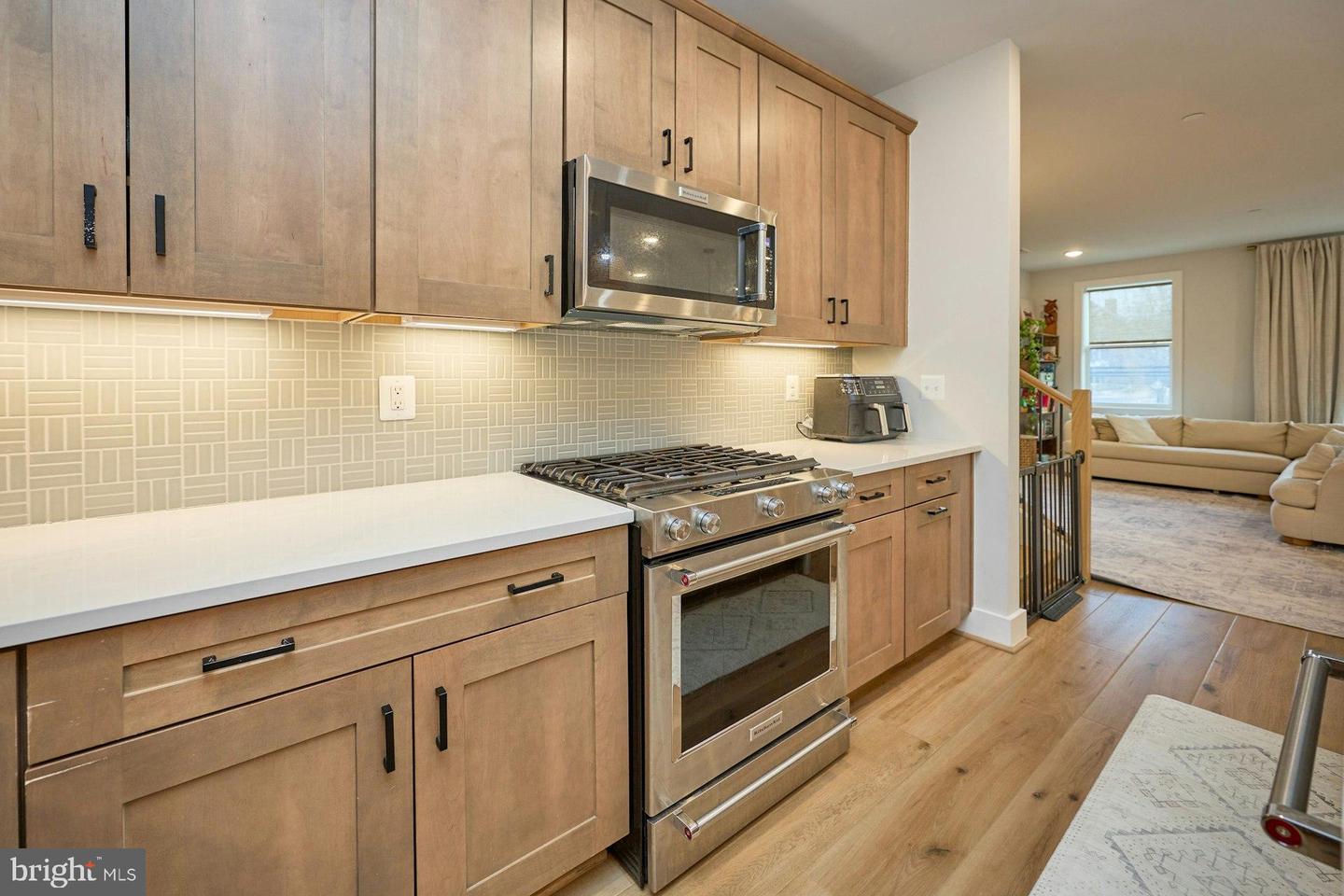 4937 EISENHOWER AVE, ALEXANDRIA, Virginia 22304, 4 Bedrooms Bedrooms, 8 Rooms Rooms,3 BathroomsBathrooms,Residential,For sale,4937 EISENHOWER AVE,VAAX2054524 MLS # VAAX2054524