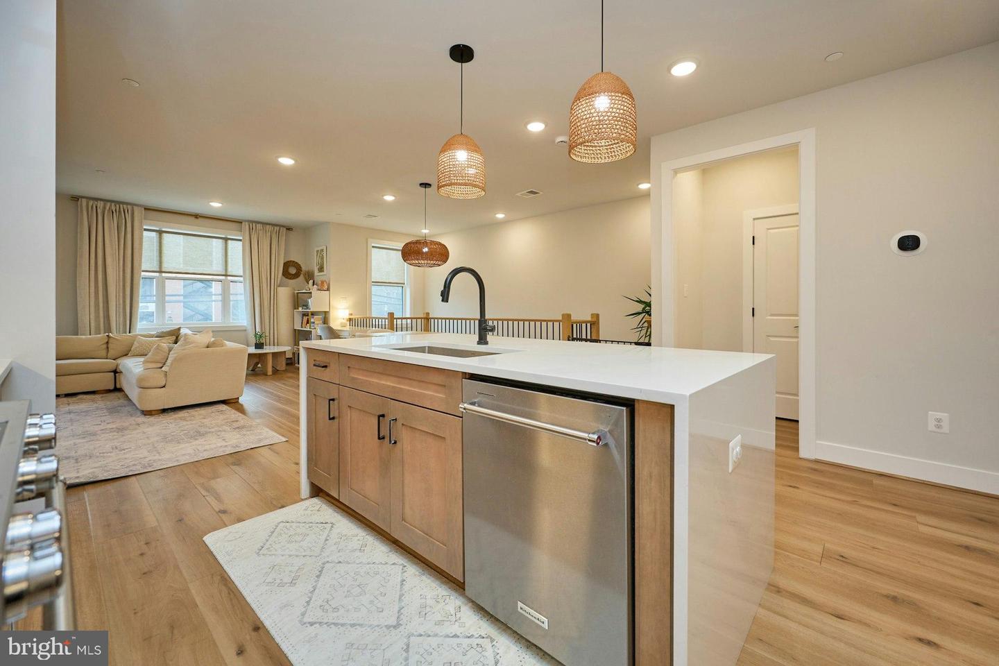 4937 EISENHOWER AVE, ALEXANDRIA, Virginia 22304, 4 Bedrooms Bedrooms, 8 Rooms Rooms,3 BathroomsBathrooms,Residential,For sale,4937 EISENHOWER AVE,VAAX2054524 MLS # VAAX2054524