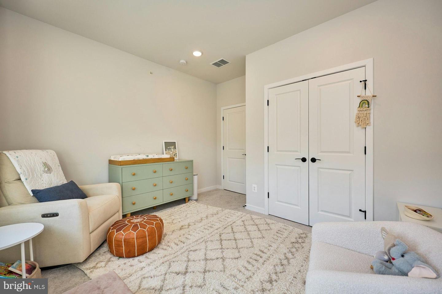 4937 EISENHOWER AVE, ALEXANDRIA, Virginia 22304, 4 Bedrooms Bedrooms, 8 Rooms Rooms,3 BathroomsBathrooms,Residential,For sale,4937 EISENHOWER AVE,VAAX2054524 MLS # VAAX2054524