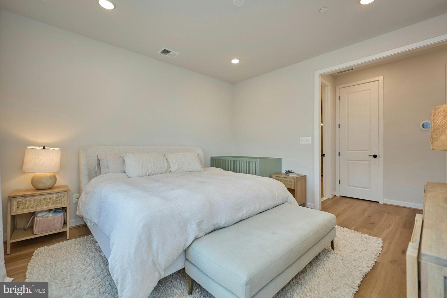 4937 EISENHOWER AVE, ALEXANDRIA, Virginia 22304, 4 Bedrooms Bedrooms, 8 Rooms Rooms,3 BathroomsBathrooms,Residential,For sale,4937 EISENHOWER AVE,VAAX2054524 MLS # VAAX2054524