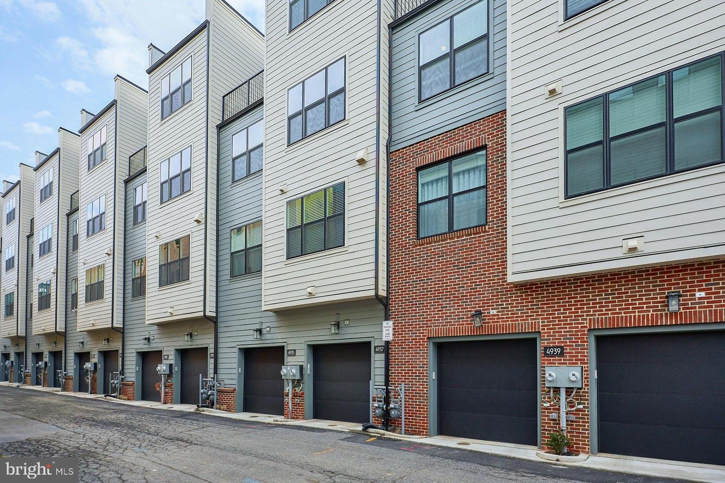 4937 EISENHOWER AVE, ALEXANDRIA, Virginia 22304, 4 Bedrooms Bedrooms, 8 Rooms Rooms,3 BathroomsBathrooms,Residential,For sale,4937 EISENHOWER AVE,VAAX2054524 MLS # VAAX2054524