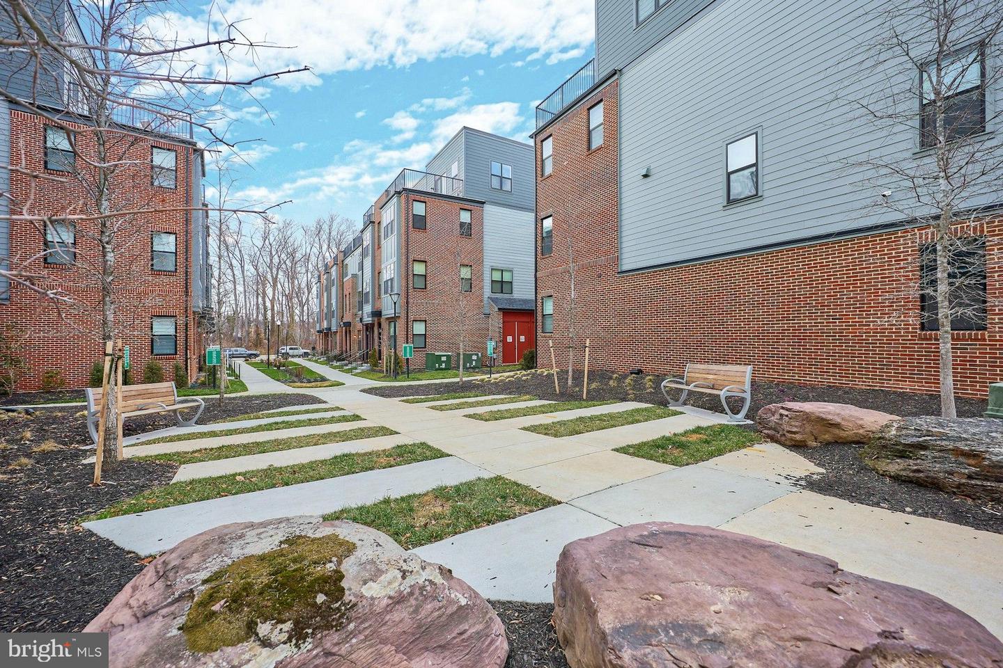 4937 EISENHOWER AVE, ALEXANDRIA, Virginia 22304, 4 Bedrooms Bedrooms, 8 Rooms Rooms,3 BathroomsBathrooms,Residential,For sale,4937 EISENHOWER AVE,VAAX2054524 MLS # VAAX2054524