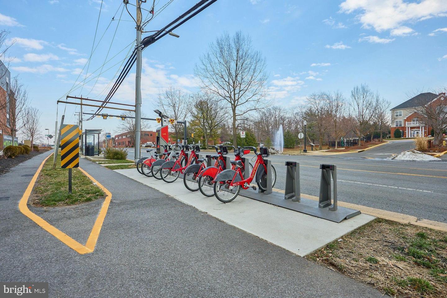 4937 EISENHOWER AVE, ALEXANDRIA, Virginia 22304, 4 Bedrooms Bedrooms, 8 Rooms Rooms,3 BathroomsBathrooms,Residential,For sale,4937 EISENHOWER AVE,VAAX2054524 MLS # VAAX2054524