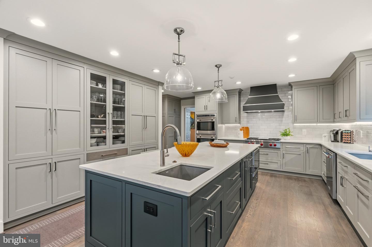 4956 QUEBEC ST NW, WASHINGTON, District Of Columbia 20016, 7 Bedrooms Bedrooms, ,5 BathroomsBathrooms,Residential,For sale,4956 QUEBEC ST NW,DCDC2247968 MLS # DCDC2247968