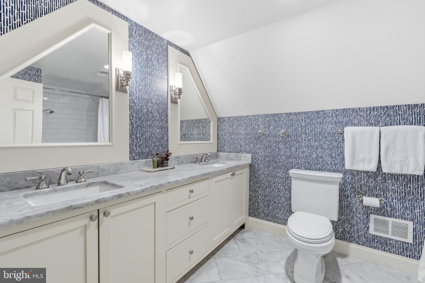 4956 QUEBEC ST NW, WASHINGTON, District Of Columbia 20016, 7 Bedrooms Bedrooms, ,5 BathroomsBathrooms,Residential,For sale,4956 QUEBEC ST NW,DCDC2247968 MLS # DCDC2247968