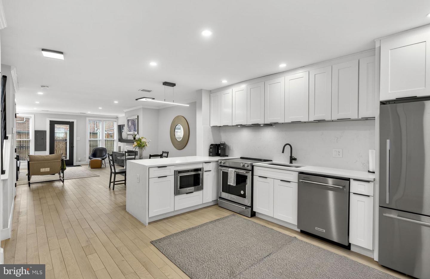 1409 SOUTH CAPITOL ST SW, WASHINGTON, District Of Columbia 20003, 2 Bedrooms Bedrooms, ,2 BathroomsBathrooms,Residential,For sale,1409 SOUTH CAPITOL ST SW,DCDC2248026 MLS # DCDC2248026