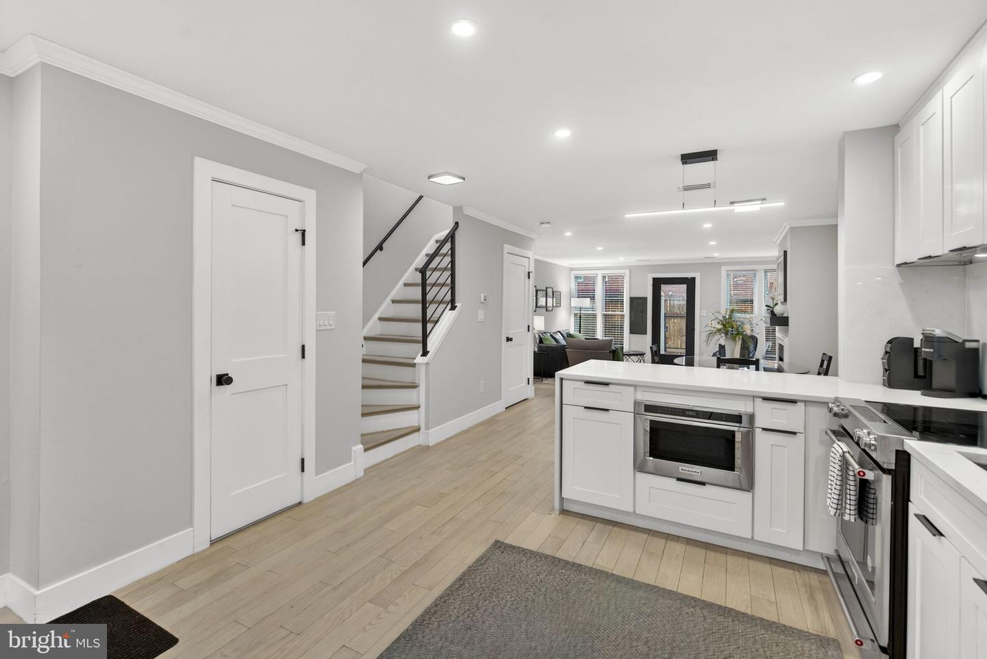 1409 SOUTH CAPITOL ST SW, WASHINGTON, District Of Columbia 20003, 2 Bedrooms Bedrooms, ,2 BathroomsBathrooms,Residential,For sale,1409 SOUTH CAPITOL ST SW,DCDC2248026 MLS # DCDC2248026