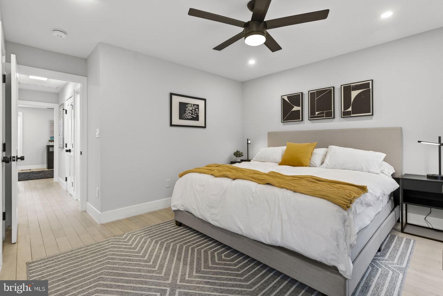 1409 SOUTH CAPITOL ST SW, WASHINGTON, District Of Columbia 20003, 2 Bedrooms Bedrooms, ,2 BathroomsBathrooms,Residential,For sale,1409 SOUTH CAPITOL ST SW,DCDC2248026 MLS # DCDC2248026