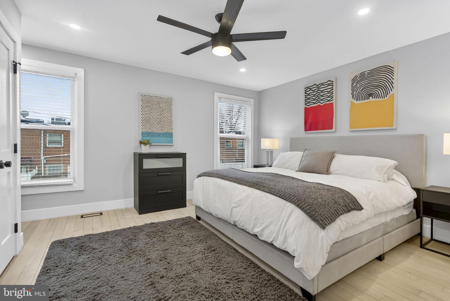 1409 SOUTH CAPITOL ST SW, WASHINGTON, District Of Columbia 20003, 2 Bedrooms Bedrooms, ,2 BathroomsBathrooms,Residential,For sale,1409 SOUTH CAPITOL ST SW,DCDC2248026 MLS # DCDC2248026