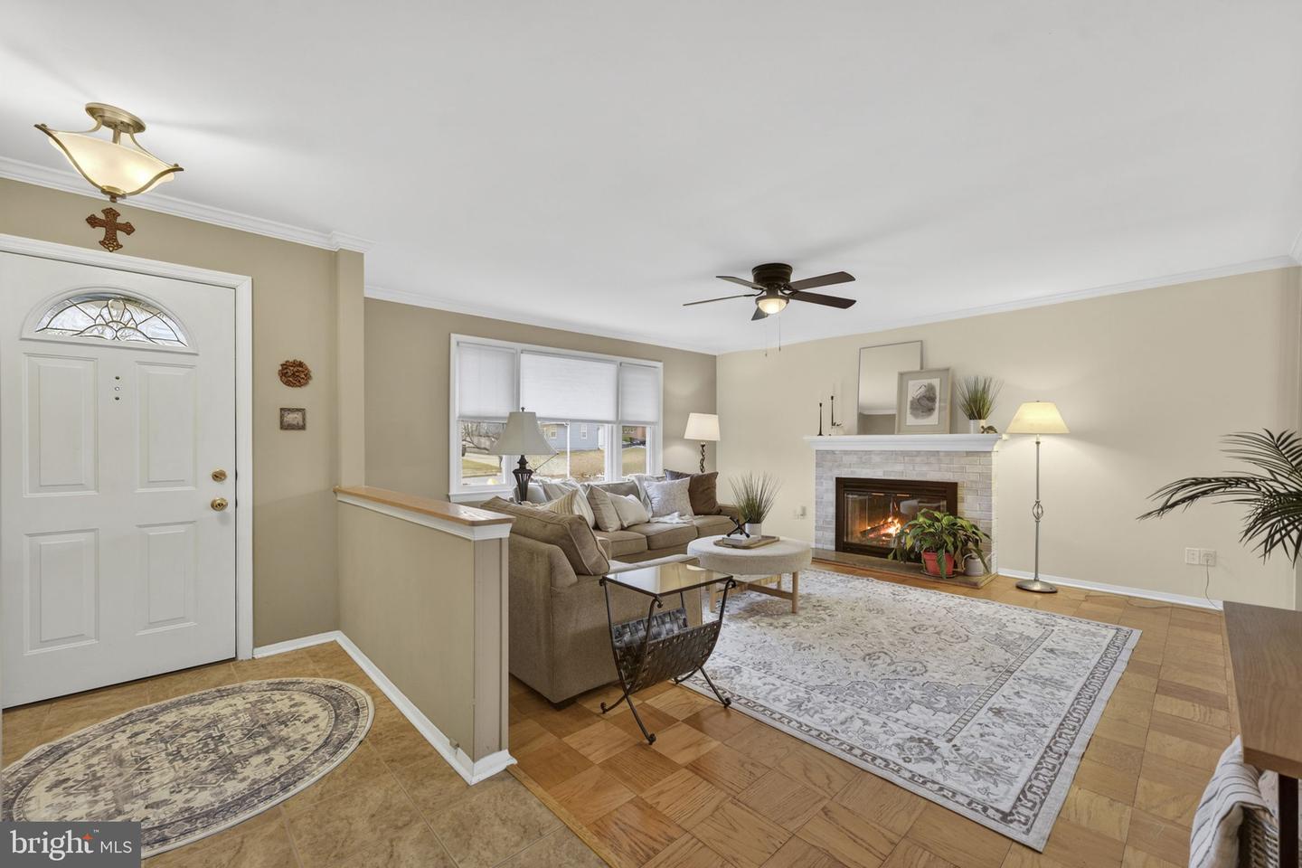 14609 LILVA, CENTREVILLE, Virginia 20120, 4 Bedrooms Bedrooms, ,2 BathroomsBathrooms,Residential,For sale,14609 LILVA,VAFX2293012 MLS # VAFX2293012