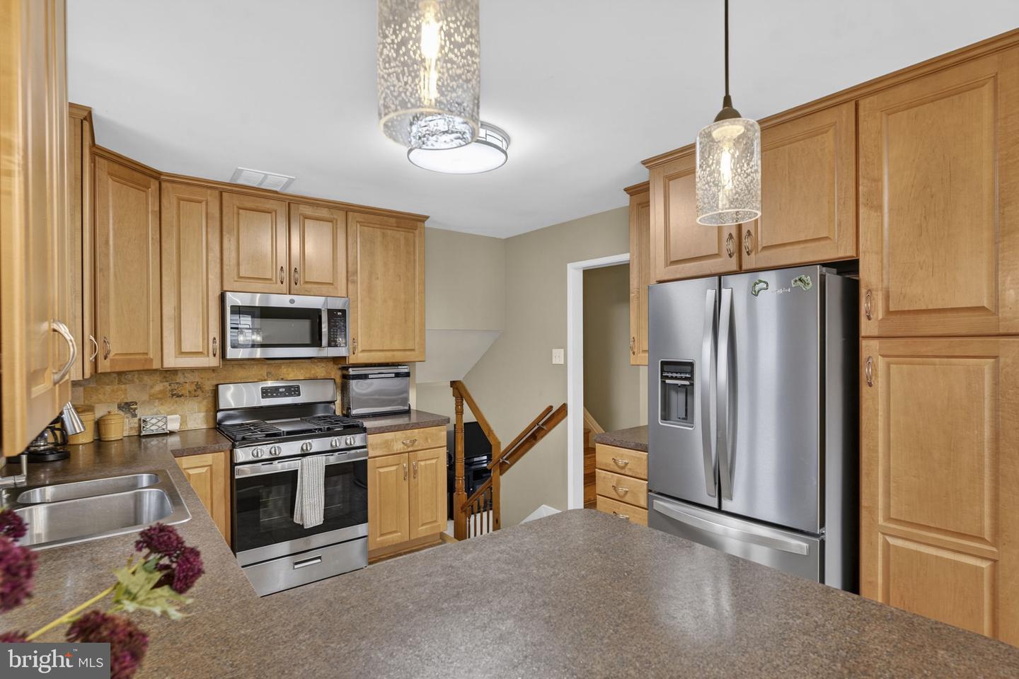 14609 LILVA, CENTREVILLE, Virginia 20120, 4 Bedrooms Bedrooms, ,2 BathroomsBathrooms,Residential,For sale,14609 LILVA,VAFX2293012 MLS # VAFX2293012