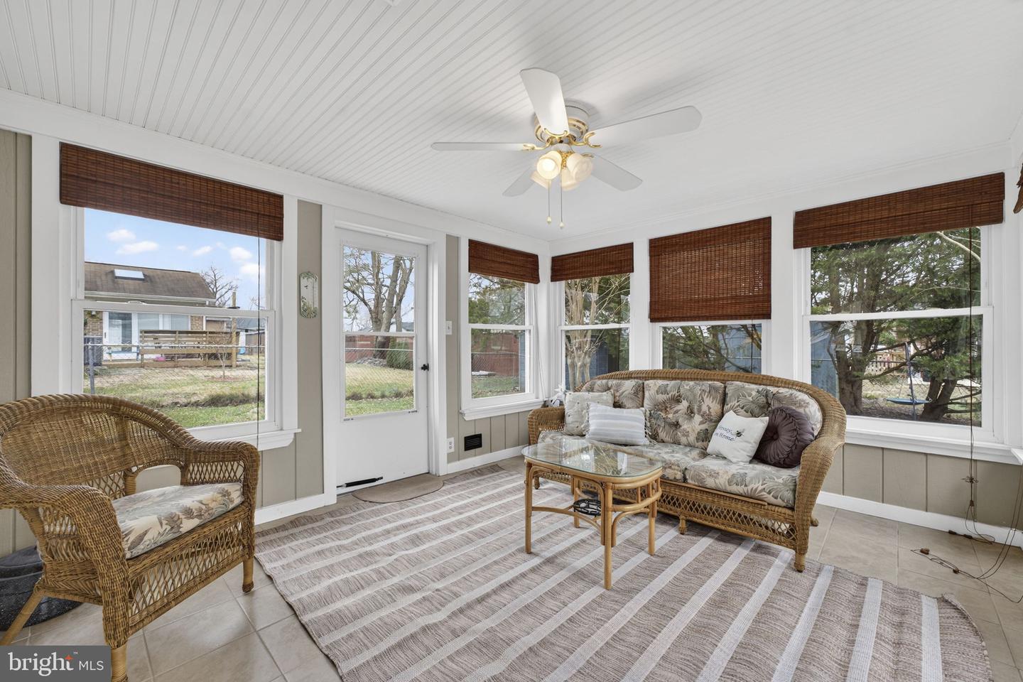 14609 LILVA, CENTREVILLE, Virginia 20120, 4 Bedrooms Bedrooms, ,2 BathroomsBathrooms,Residential,For sale,14609 LILVA,VAFX2293012 MLS # VAFX2293012