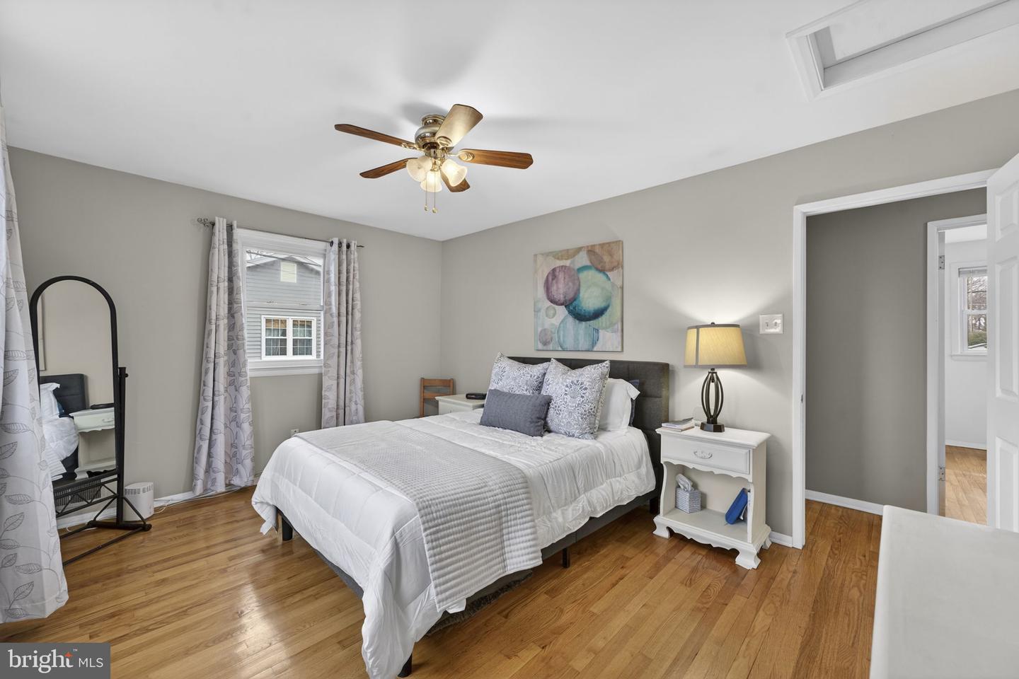 14609 LILVA, CENTREVILLE, Virginia 20120, 4 Bedrooms Bedrooms, ,2 BathroomsBathrooms,Residential,For sale,14609 LILVA,VAFX2293012 MLS # VAFX2293012