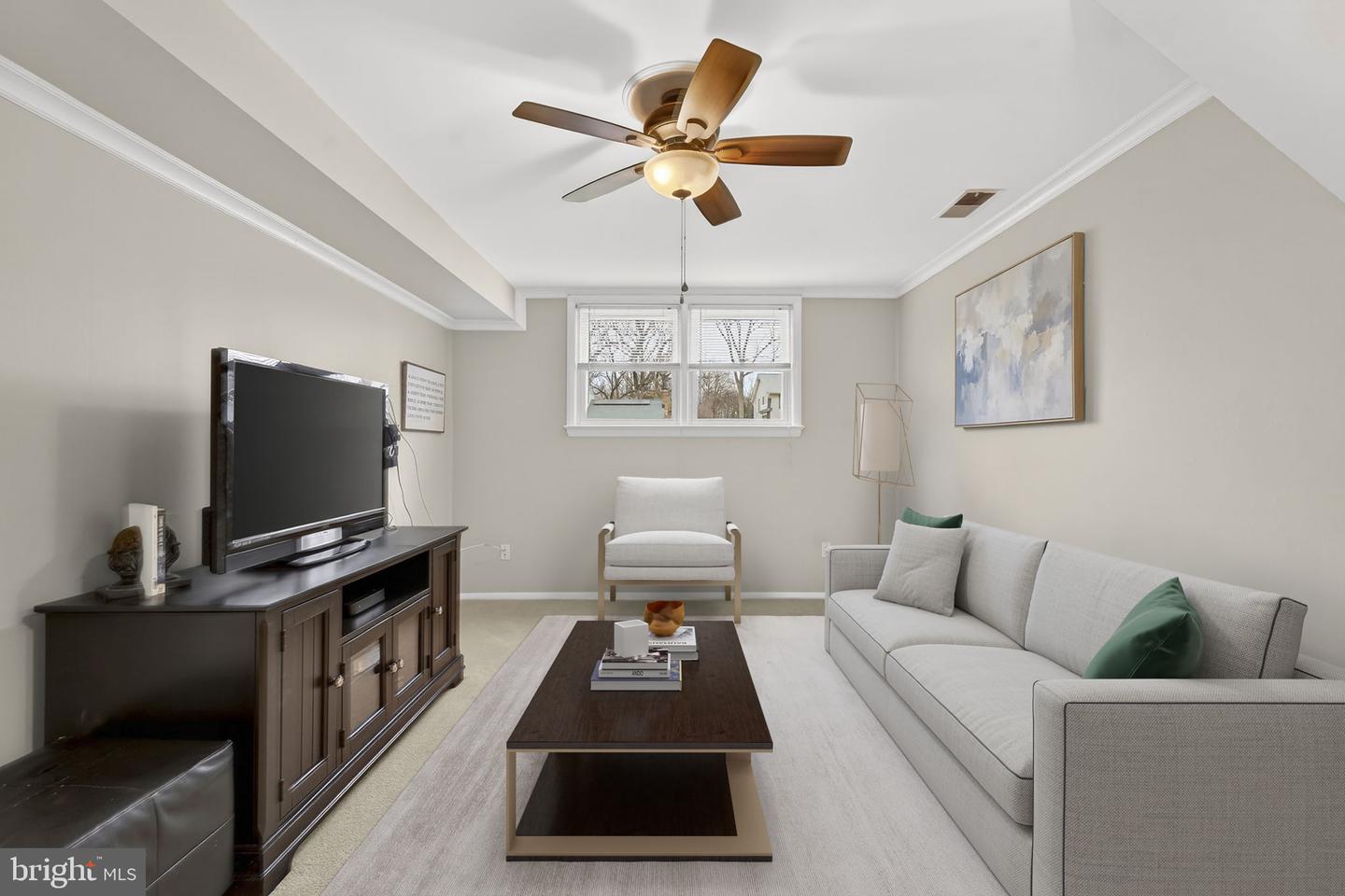 14609 LILVA, CENTREVILLE, Virginia 20120, 4 Bedrooms Bedrooms, ,2 BathroomsBathrooms,Residential,For sale,14609 LILVA,VAFX2293012 MLS # VAFX2293012