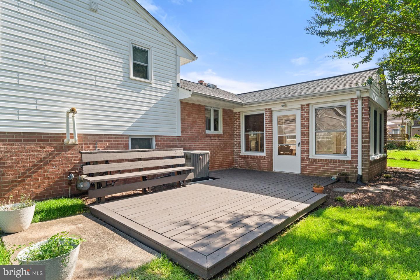 14609 LILVA, CENTREVILLE, Virginia 20120, 4 Bedrooms Bedrooms, ,2 BathroomsBathrooms,Residential,For sale,14609 LILVA,VAFX2293012 MLS # VAFX2293012