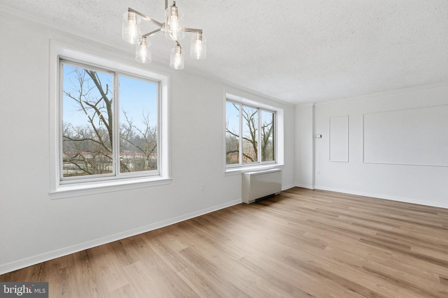 3000 SPOUT RUN PKWY #B311, ARLINGTON, Virginia 22201, 2 Bedrooms Bedrooms, ,1 BathroomBathrooms,Residential,For sale,3000 SPOUT RUN PKWY #B311,VAAR2069360 MLS # VAAR2069360