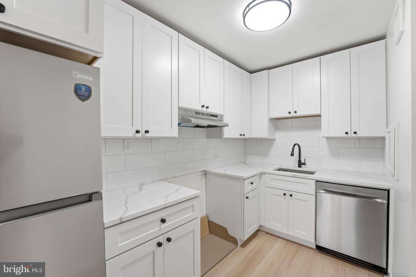 3000 SPOUT RUN PKWY #B311, ARLINGTON, Virginia 22201, 2 Bedrooms Bedrooms, ,1 BathroomBathrooms,Residential,For sale,3000 SPOUT RUN PKWY #B311,VAAR2069360 MLS # VAAR2069360