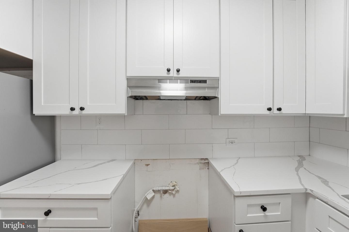 3000 SPOUT RUN PKWY #B311, ARLINGTON, Virginia 22201, 2 Bedrooms Bedrooms, ,1 BathroomBathrooms,Residential,For sale,3000 SPOUT RUN PKWY #B311,VAAR2069360 MLS # VAAR2069360