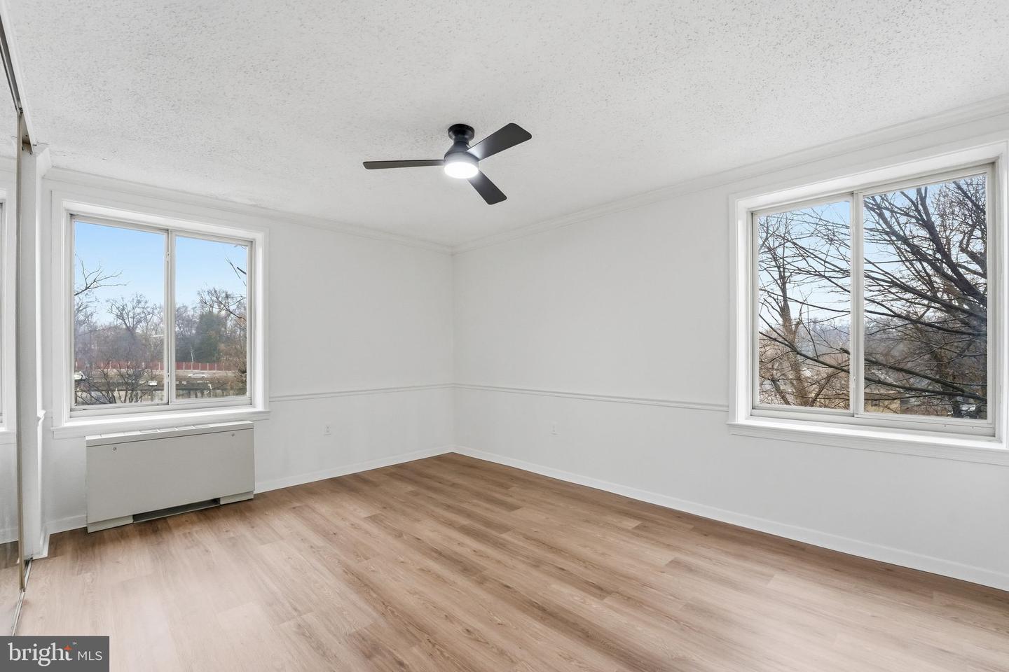 3000 SPOUT RUN PKWY #B311, ARLINGTON, Virginia 22201, 2 Bedrooms Bedrooms, ,1 BathroomBathrooms,Residential,For sale,3000 SPOUT RUN PKWY #B311,VAAR2069360 MLS # VAAR2069360
