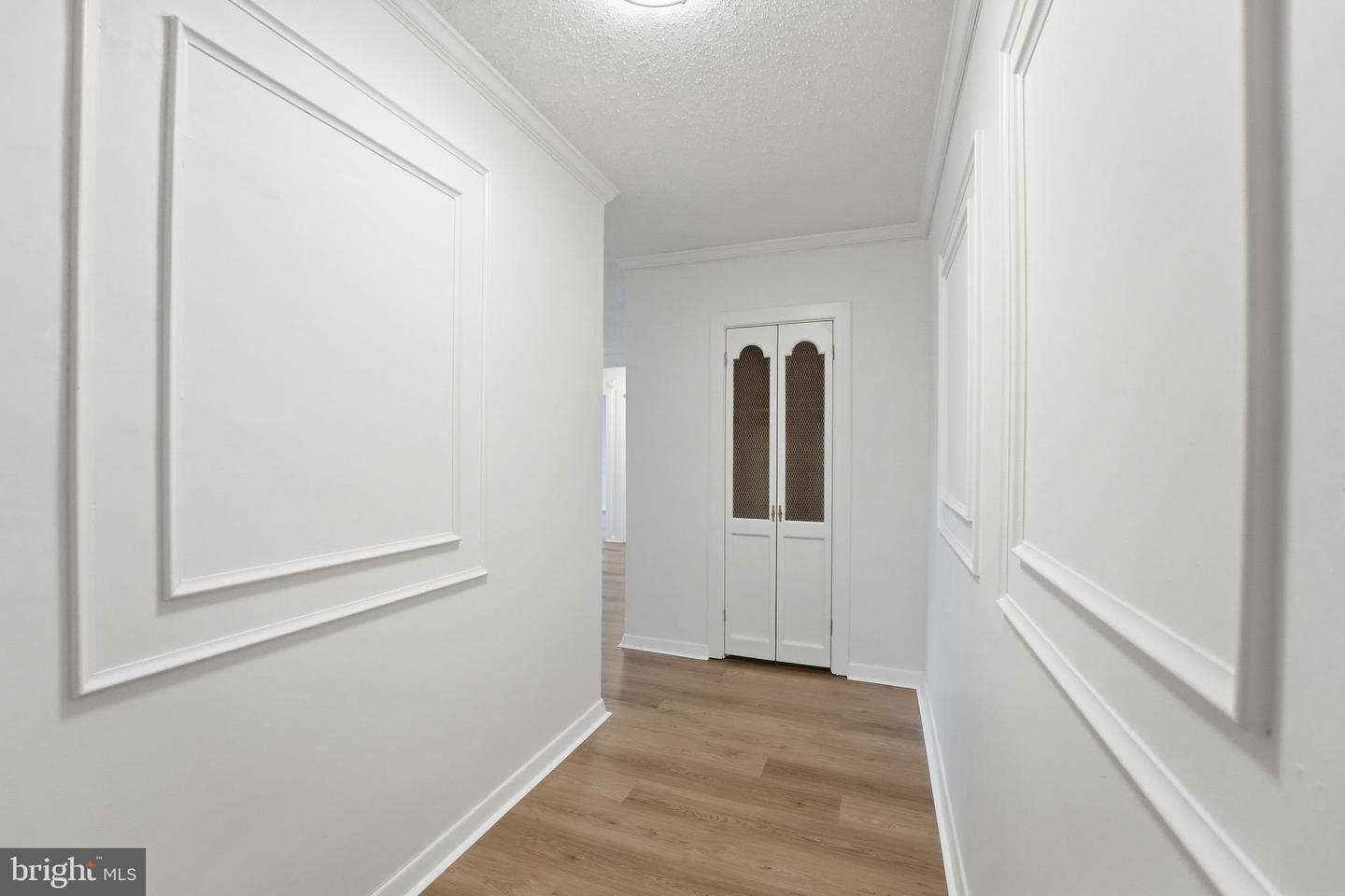 3000 SPOUT RUN PKWY #B311, ARLINGTON, Virginia 22201, 2 Bedrooms Bedrooms, ,1 BathroomBathrooms,Residential,For sale,3000 SPOUT RUN PKWY #B311,VAAR2069360 MLS # VAAR2069360