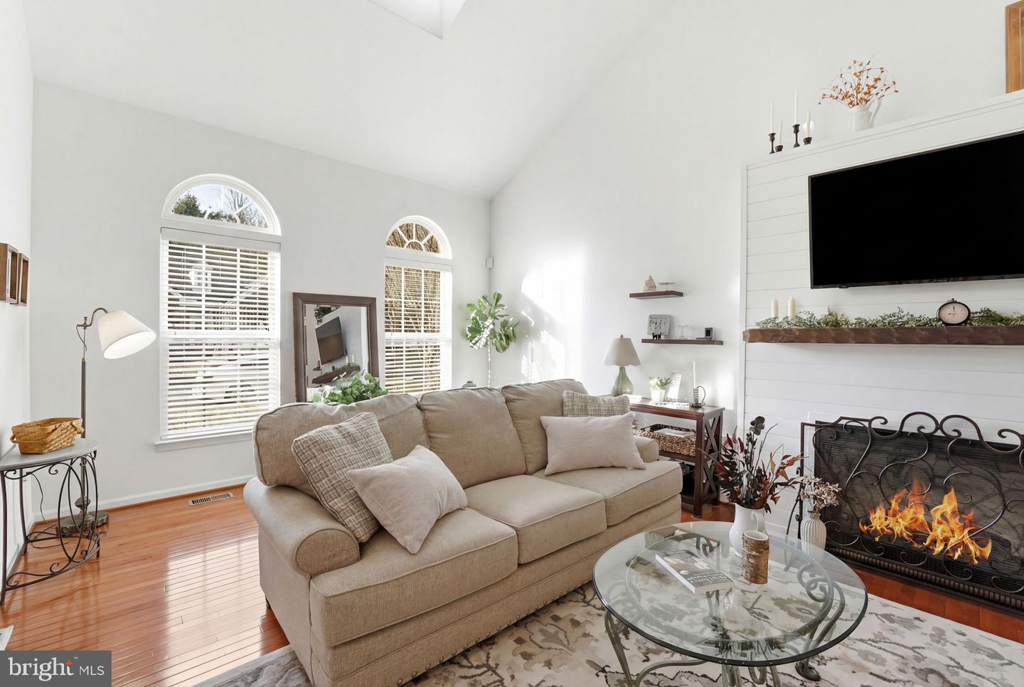 156 TOPAZ CT, WARRENTON, Virginia 20186, 3 Bedrooms Bedrooms, ,2 BathroomsBathrooms,Residential,For sale,156 TOPAZ CT,VAFQ2020740 MLS # VAFQ2020740