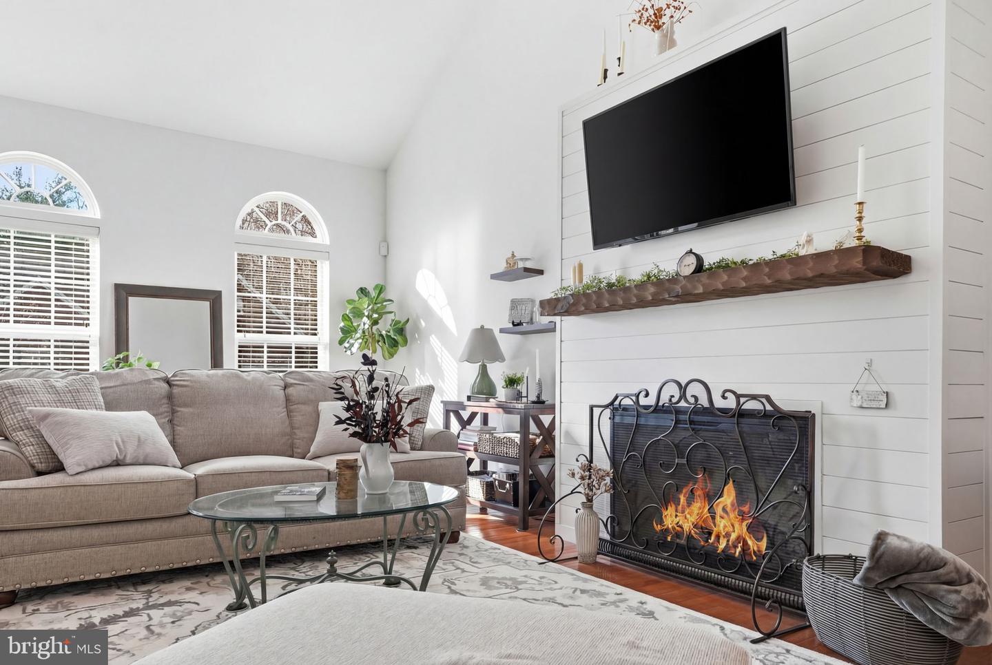 156 TOPAZ CT, WARRENTON, Virginia 20186, 3 Bedrooms Bedrooms, ,2 BathroomsBathrooms,Residential,For sale,156 TOPAZ CT,VAFQ2020740 MLS # VAFQ2020740