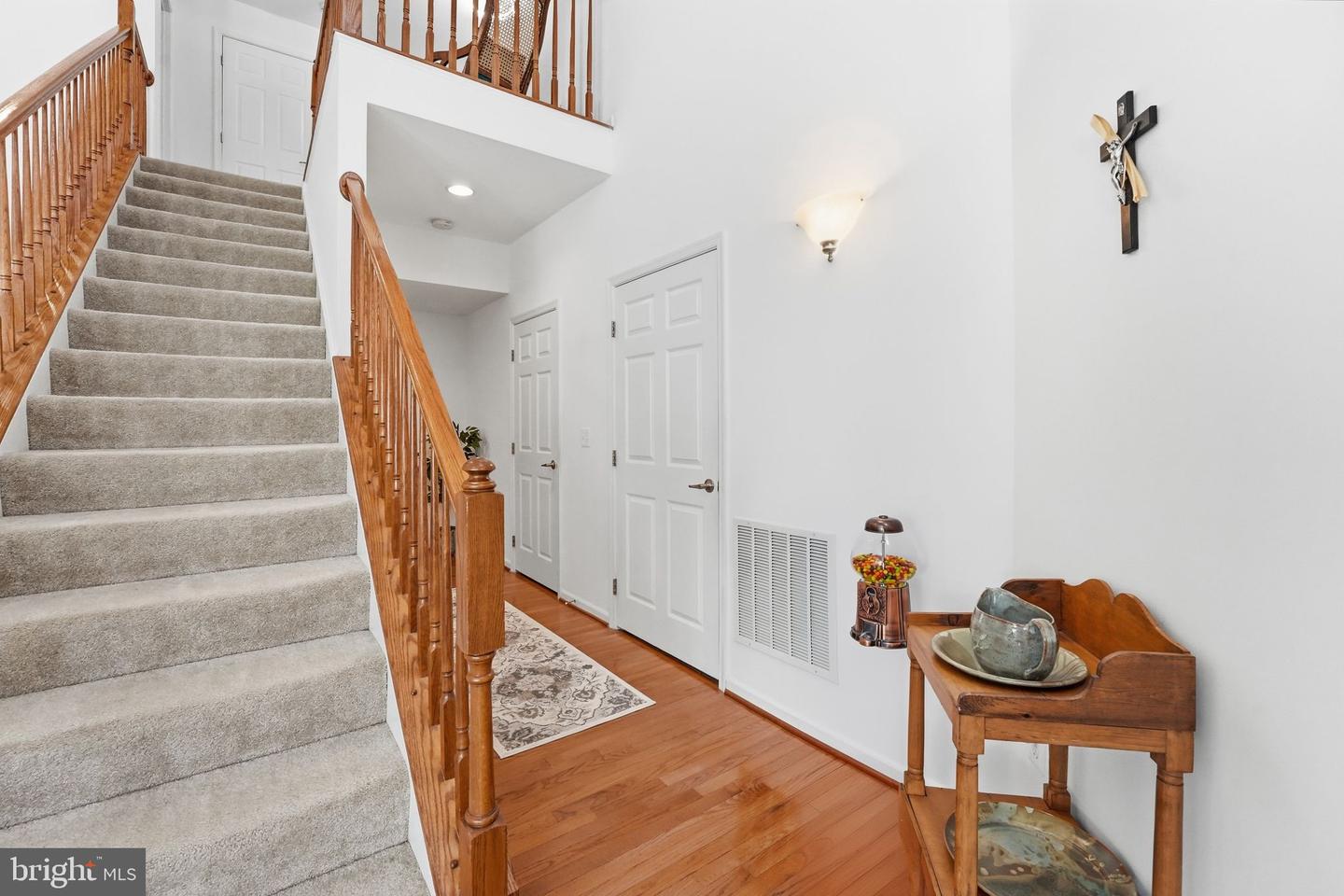 156 TOPAZ CT, WARRENTON, Virginia 20186, 3 Bedrooms Bedrooms, ,2 BathroomsBathrooms,Residential,For sale,156 TOPAZ CT,VAFQ2020740 MLS # VAFQ2020740