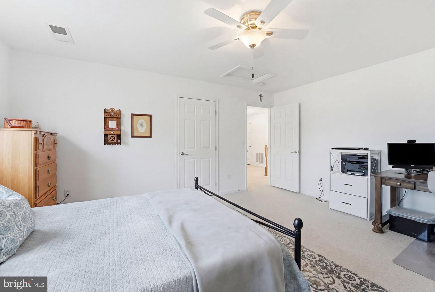 156 TOPAZ CT, WARRENTON, Virginia 20186, 3 Bedrooms Bedrooms, ,2 BathroomsBathrooms,Residential,For sale,156 TOPAZ CT,VAFQ2020740 MLS # VAFQ2020740