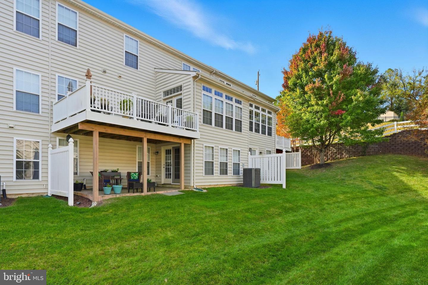 156 TOPAZ CT, WARRENTON, Virginia 20186, 3 Bedrooms Bedrooms, ,2 BathroomsBathrooms,Residential,For sale,156 TOPAZ CT,VAFQ2020740 MLS # VAFQ2020740