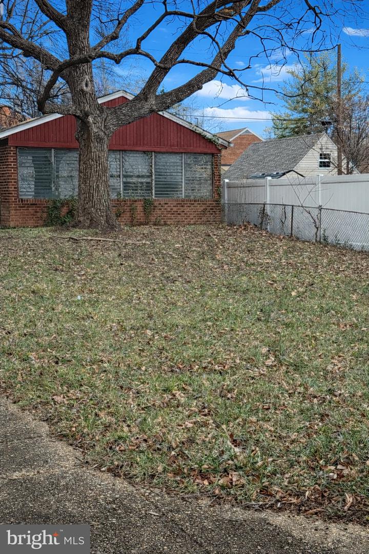 1712 FRANKLIN ST NE, WASHINGTON, District Of Columbia 20018, 3 Bedrooms Bedrooms, ,1 BathroomBathrooms,Residential,For sale,1712 FRANKLIN ST NE,DCDC2248078 MLS # DCDC2248078