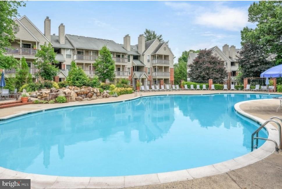 12155 PENDERVIEW TER #804, FAIRFAX, Virginia 22033, 2 Bedrooms Bedrooms, 4 Rooms Rooms,Residential,For sale,12155 PENDERVIEW TER #804,VAFX2293082 MLS # VAFX2293082