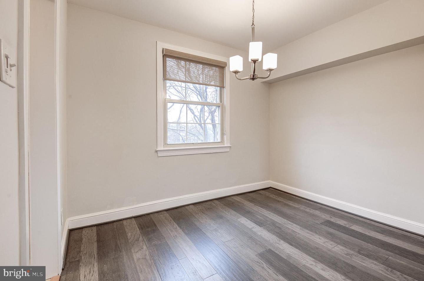 2509 ARLINGTON BLVD #301, ARLINGTON, Virginia 22201, 2 Bedrooms Bedrooms, ,1 BathroomBathrooms,Residential,For sale,2509 ARLINGTON BLVD #301,VAAR2069374 MLS # VAAR2069374