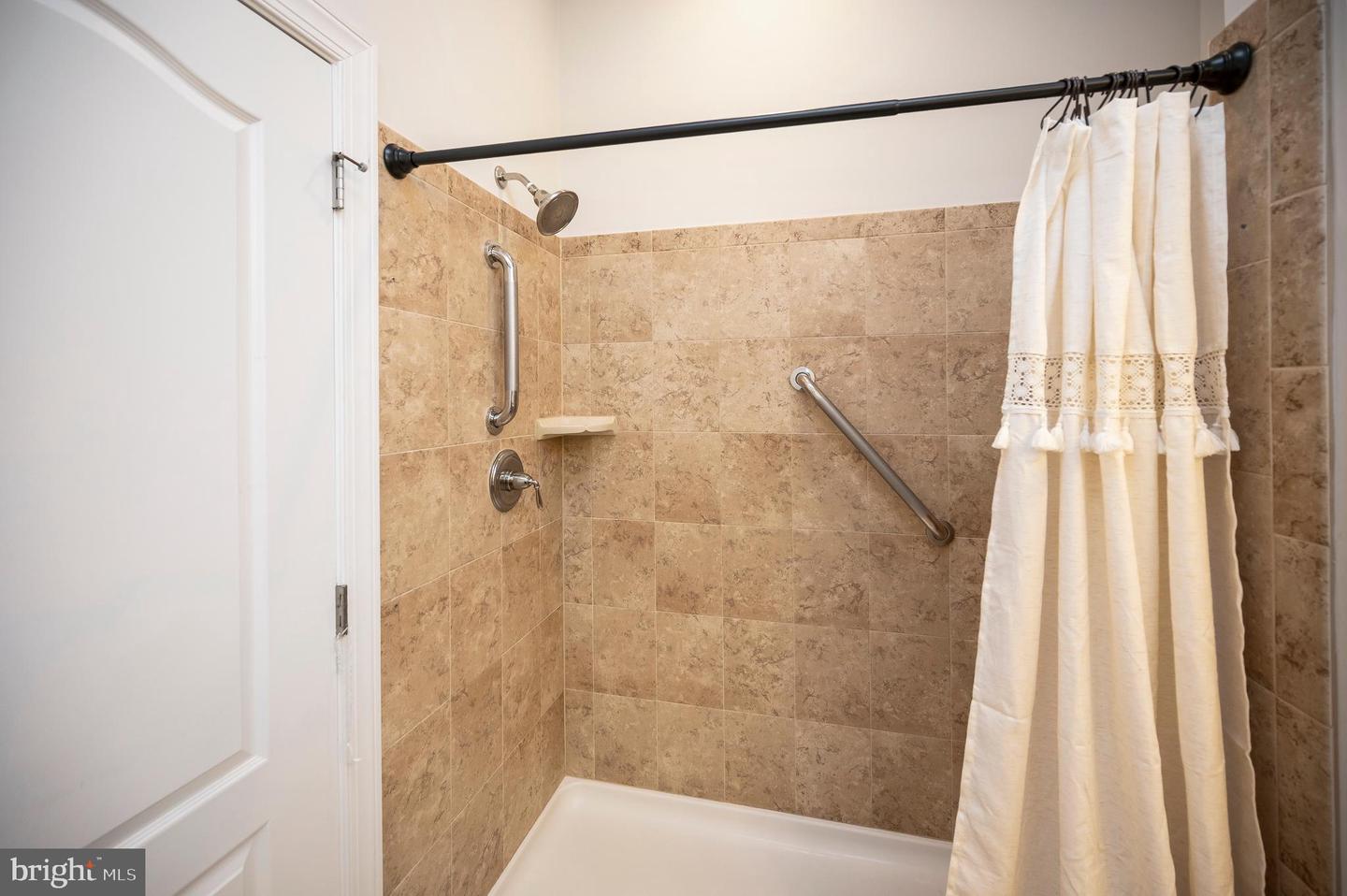 7905 BURBANK AVE, FREDERICKSBURG, Virginia 22407, 2 Bedrooms Bedrooms, ,2 BathroomsBathrooms,Residential,For sale,7905 BURBANK AVE,VASP2039614 MLS # VASP2039614