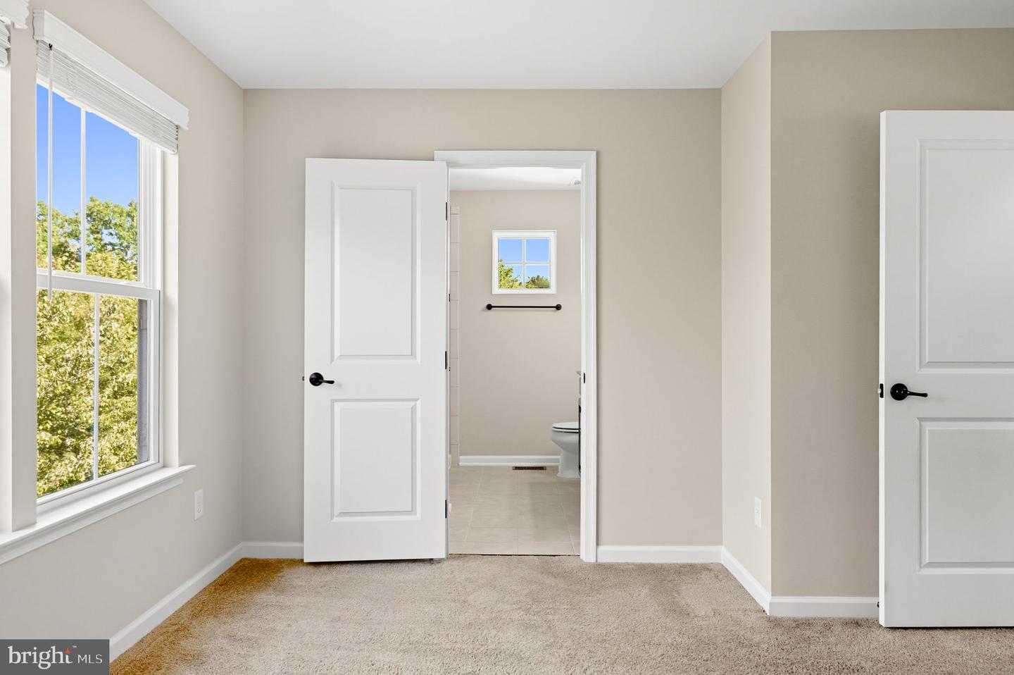 134 ATLANTIS LN, LAKE FREDERICK, Virginia 22630, 3 Bedrooms Bedrooms, ,2 BathroomsBathrooms,Residential,For sale,134 ATLANTIS LN,VAFV2039810 MLS # VAFV2039810