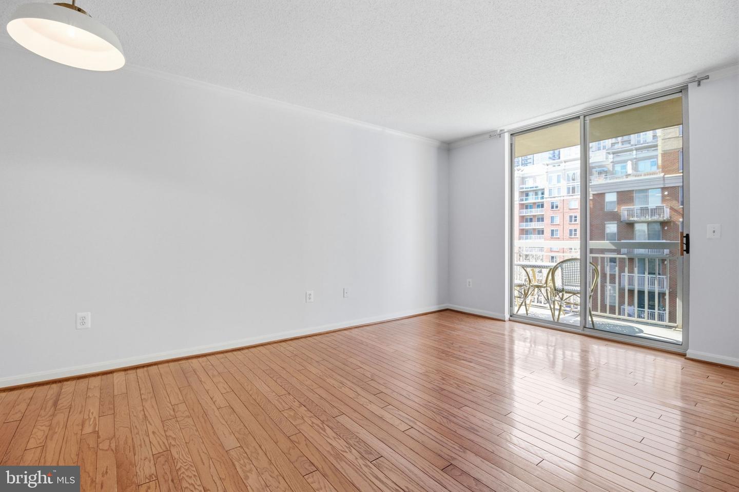 3830 9TH ST N #607E, ARLINGTON, Virginia 22203, 1 Bedroom Bedrooms, ,1 BathroomBathrooms,Residential,For sale,3830 9TH ST N #607E,VAAR2069380 MLS # VAAR2069380