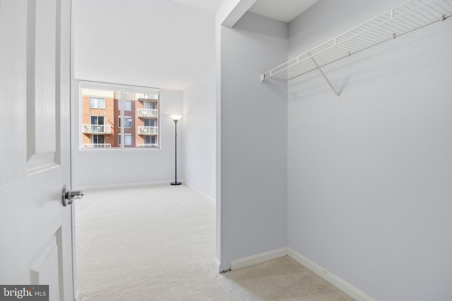 3830 9TH ST N #607E, ARLINGTON, Virginia 22203, 1 Bedroom Bedrooms, ,1 BathroomBathrooms,Residential,For sale,3830 9TH ST N #607E,VAAR2069380 MLS # VAAR2069380