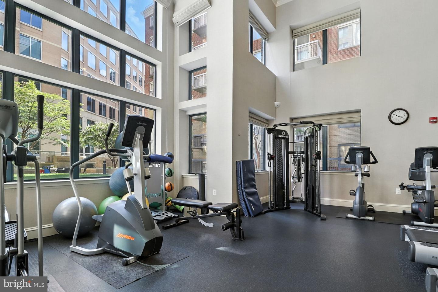 3830 9TH ST N #607E, ARLINGTON, Virginia 22203, 1 Bedroom Bedrooms, ,1 BathroomBathrooms,Residential,For sale,3830 9TH ST N #607E,VAAR2069380 MLS # VAAR2069380