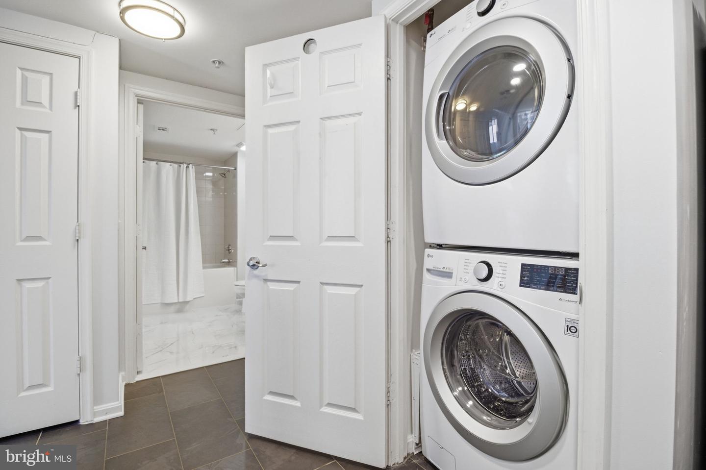 3830 9TH ST N #607E, ARLINGTON, Virginia 22203, 1 Bedroom Bedrooms, ,1 BathroomBathrooms,Residential,For sale,3830 9TH ST N #607E,VAAR2069380 MLS # VAAR2069380