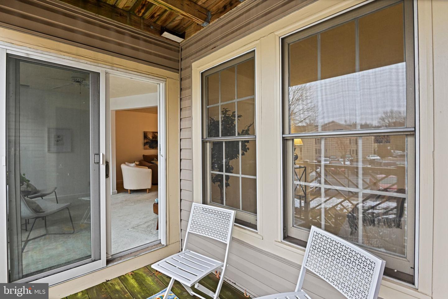 12003 RIDGE KNOLL DRIVE #9, FAIRFAX, Virginia 22033, 2 Bedrooms Bedrooms, ,2 BathroomsBathrooms,Residential,For sale,12003 RIDGE KNOLL DRIVE #9,VAFX2293110 MLS # VAFX2293110