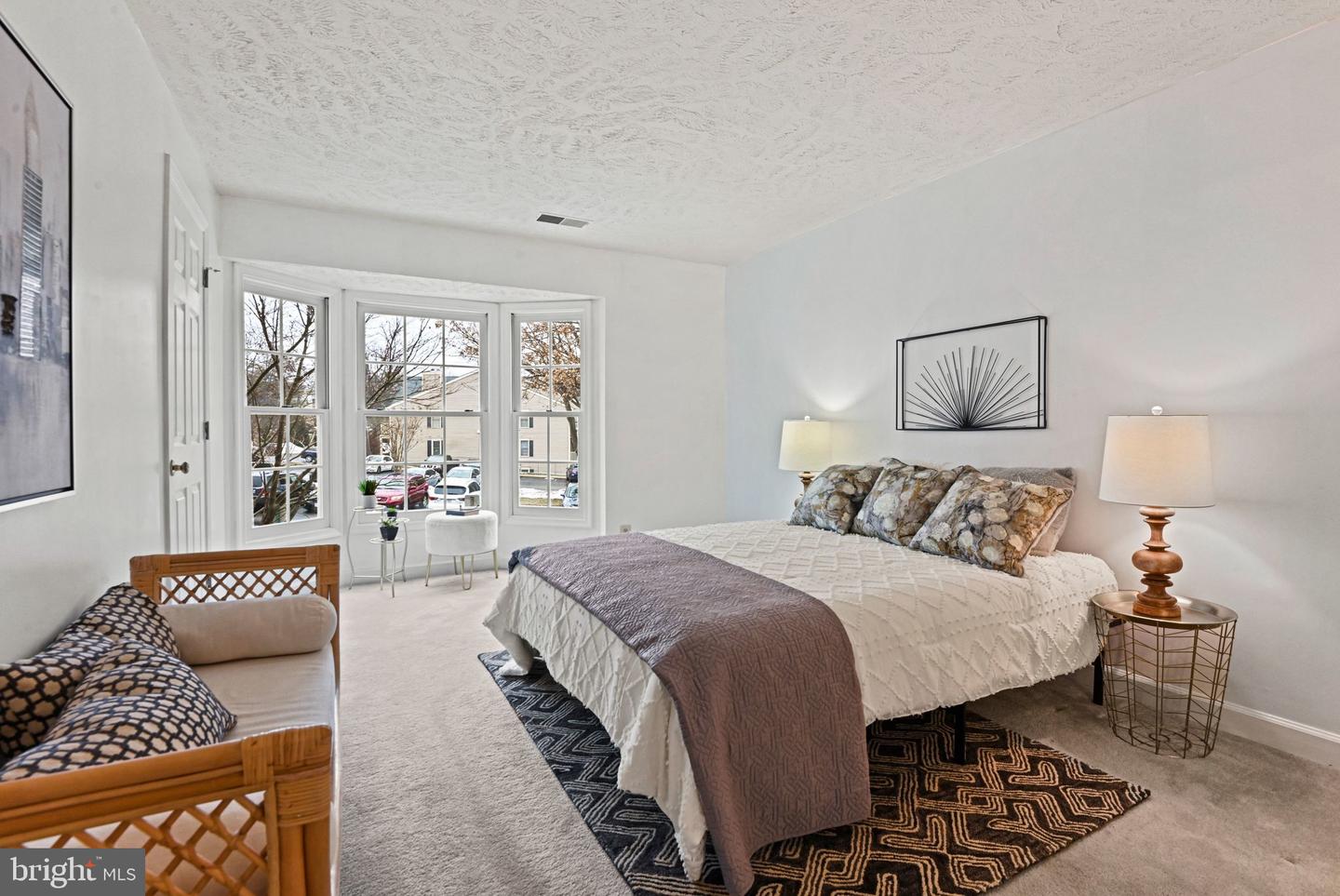 12003 RIDGE KNOLL DRIVE #9, FAIRFAX, Virginia 22033, 2 Bedrooms Bedrooms, ,2 BathroomsBathrooms,Residential,For sale,12003 RIDGE KNOLL DRIVE #9,VAFX2293110 MLS # VAFX2293110