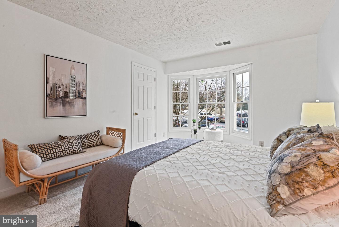 12003 RIDGE KNOLL DRIVE #9, FAIRFAX, Virginia 22033, 2 Bedrooms Bedrooms, ,2 BathroomsBathrooms,Residential,For sale,12003 RIDGE KNOLL DRIVE #9,VAFX2293110 MLS # VAFX2293110