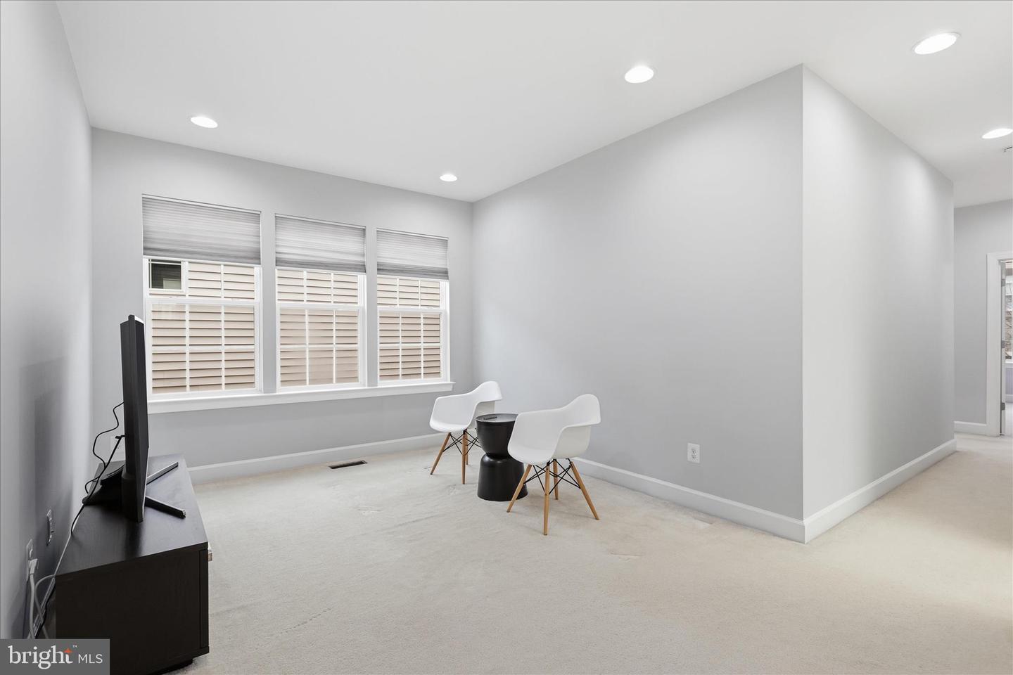 44537 NEPONSET ST, ASHBURN, Virginia 20147, 5 Bedrooms Bedrooms, ,3 BathroomsBathrooms,Residential,For sale,44537 NEPONSET ST,VALO2116890 MLS # VALO2116890