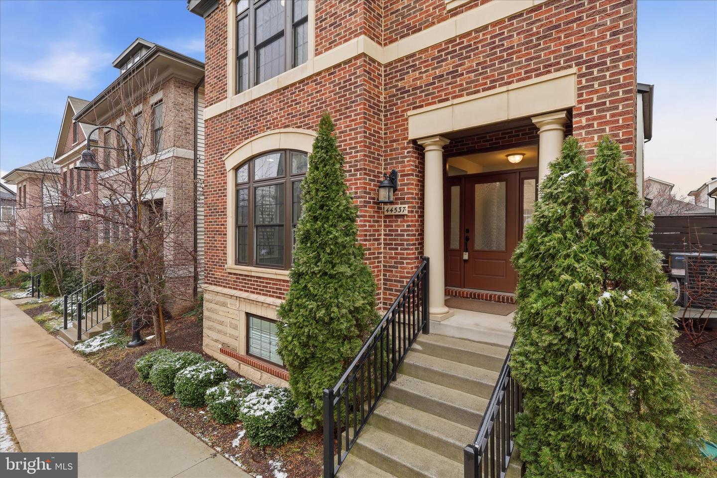 44537 NEPONSET ST, ASHBURN, Virginia 20147, 5 Bedrooms Bedrooms, ,3 BathroomsBathrooms,Residential,For sale,44537 NEPONSET ST,VALO2116890 MLS # VALO2116890